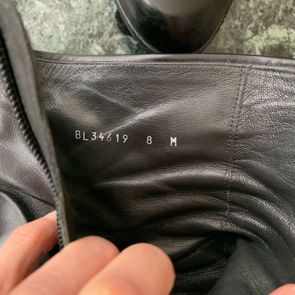 Stuart Weitzman ladies high heels boots - Picture 8 of 8